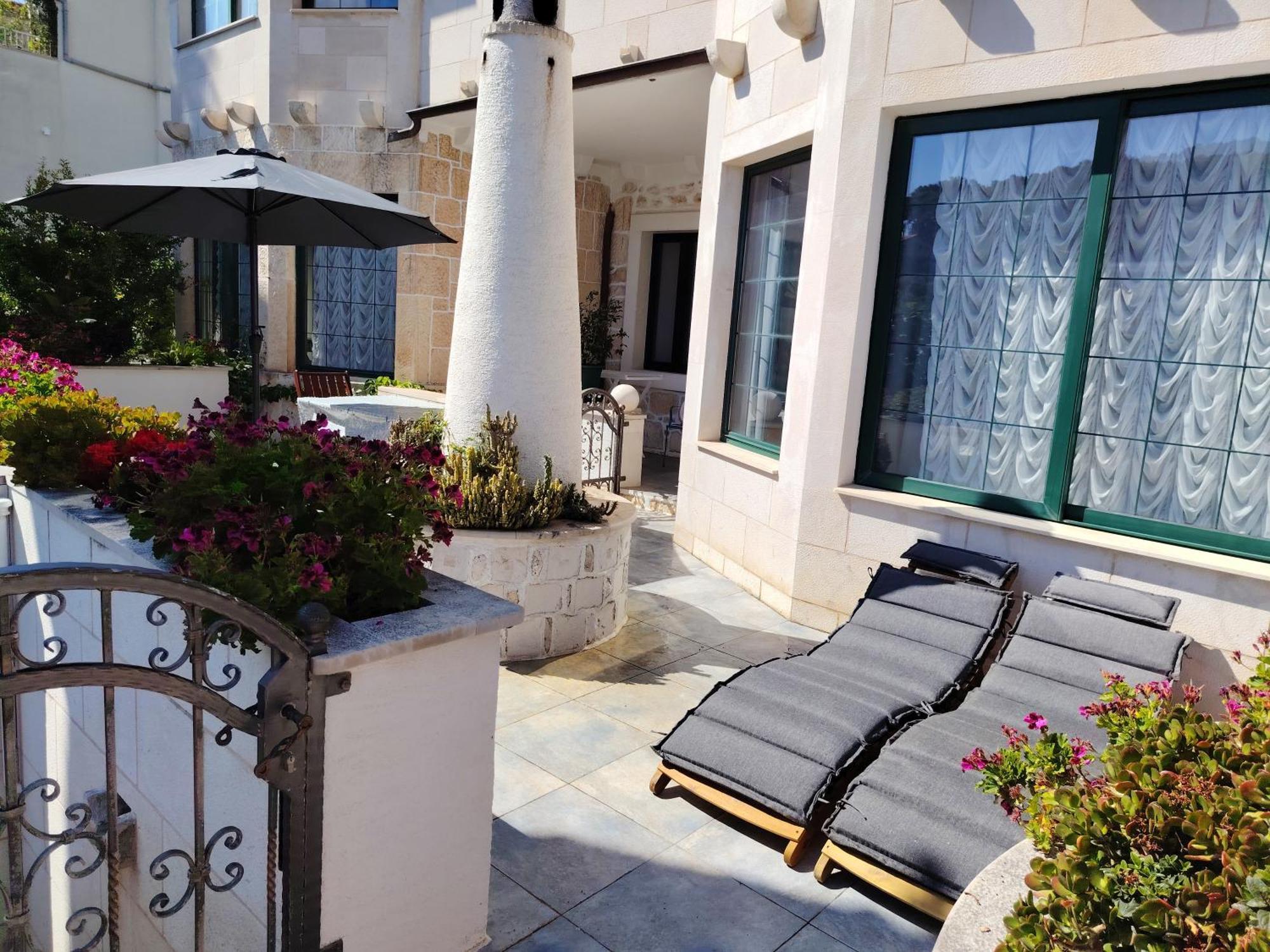 Apartments Villa Domus Marini Хвар Екстер'єр фото